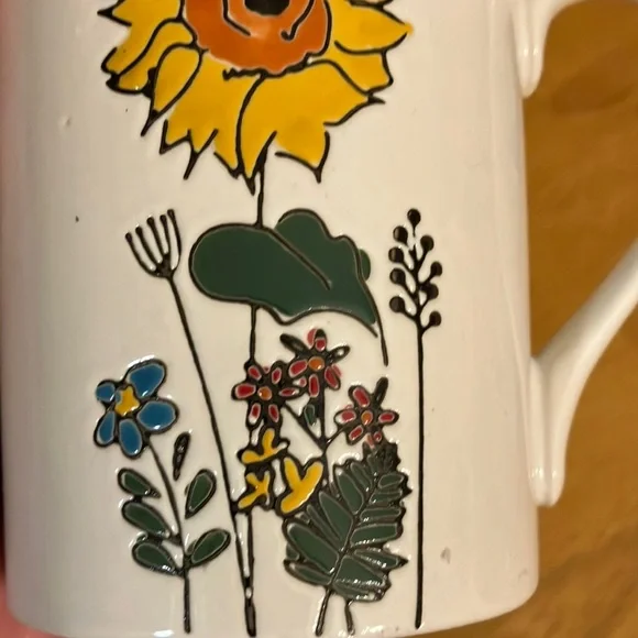 Tag Sunflower Vintage Embossed Mug - Picture 6 of 6